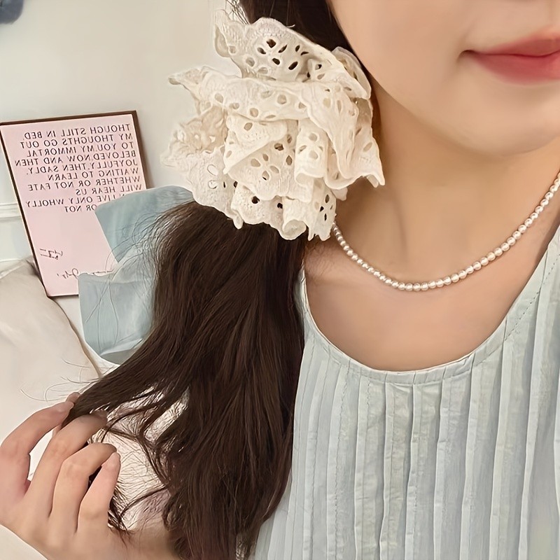 Elegant Lace Flower Hair Scrunchies, Fabric Hollow Floral Hair Ties for Women, Cute Retro Korean Style Hair Ring, Versatile Hair Accessories - Single Piece