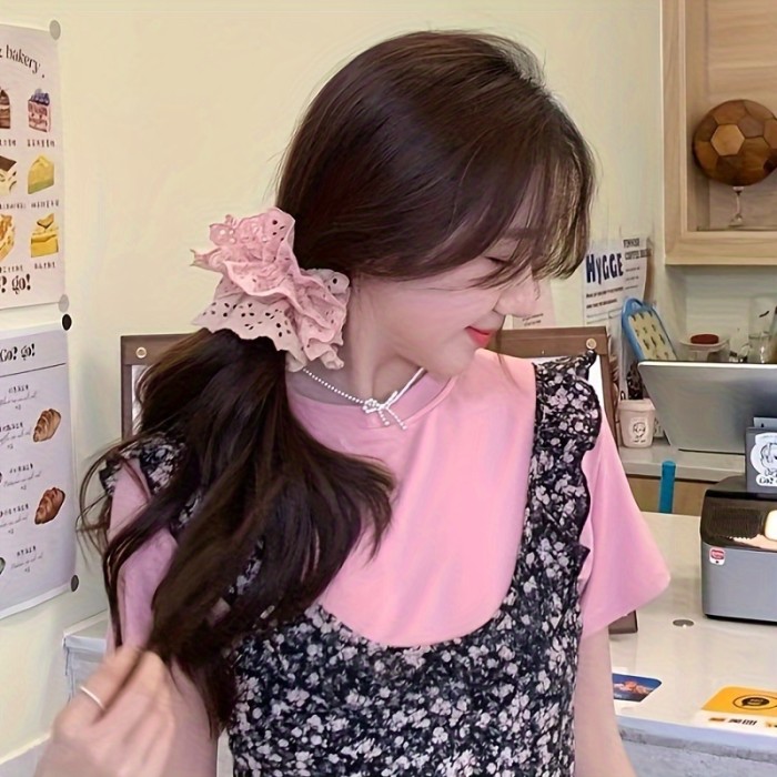 Elegant Lace Flower Hair Scrunchies, Fabric Hollow Floral Hair Ties for Women, Cute Retro Korean Style Hair Ring, Versatile Hair Accessories - Single Piece