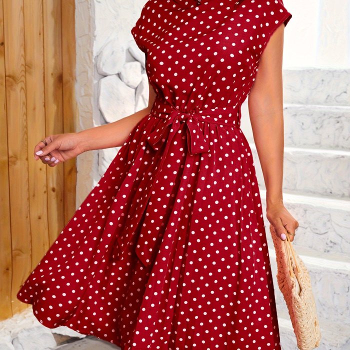 Polka Dot Pleated Dress, Short Sleeve Casual Dress For Spring & Summer, Women's Clothing