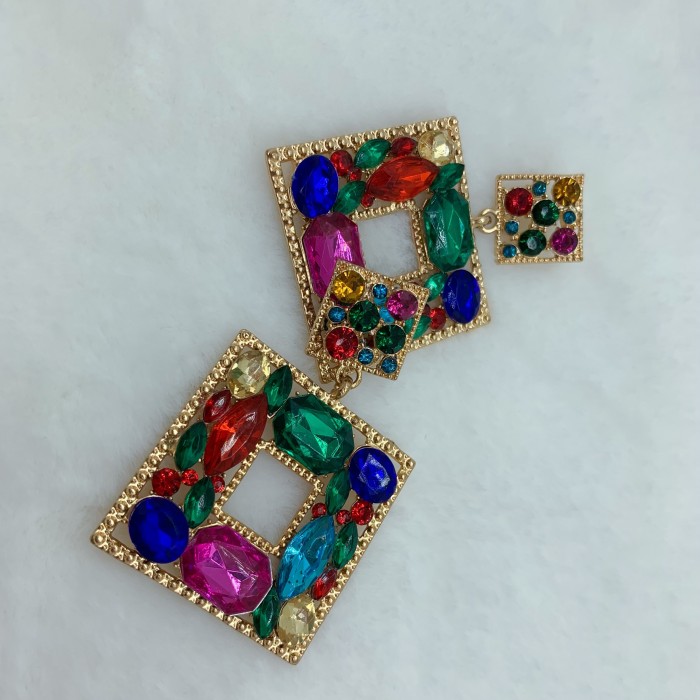Vibrant Square Rhinestone Chandelier Earrings - Sparkling Bohemian Luxury for Festive Parties - Lightweight & Glamorous Ear Ornaments