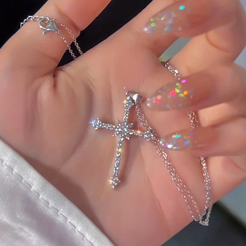 Exquisite Cross Rhinestone Pendant Necklace Party Dating Gift Neck Jewelry Gift