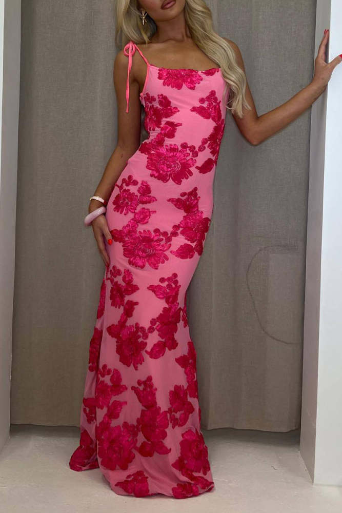 Sexy Flowers Embroidered Patchwork U Neck One Step Skirt Dresses