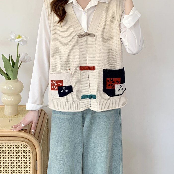 Patchwork Frog Button Sweater Vest, Solid Color Sleeveless V Neck Vest For Spring & Summer, Women's Clothing