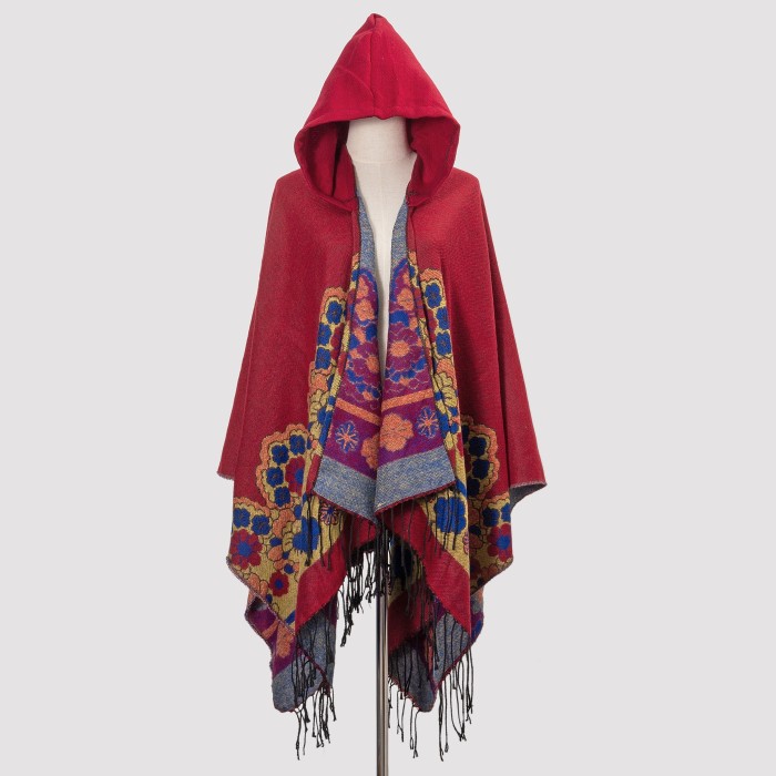 Elegant Tasseled Hooded Cape - Thick, Soft Print Shawl with Windproof Qualities - Cozy Peach Heart Pattern for Stylish Warmth, Ideal for Casual Outdoor Use