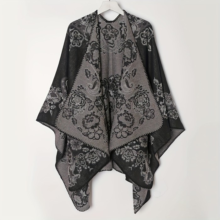 Elegant Tasseled Hooded Cape - Thick, Soft Print Shawl with Windproof Qualities - Cozy Peach Heart Pattern for Stylish Warmth, Ideal for Casual Outdoor Use