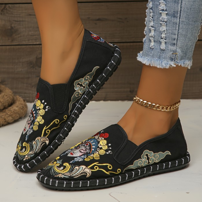 Breathable & Stylish Women's Flats - Lightweight, Comfortable Slip-On with Peking Opera Embroidery, Casual Round Toe Striped Design