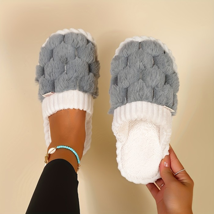 Cozy Colorblock Faux Fur Slippers - Ultra-Soft Slip-Ons with Luxurious Plush Lining - Perfect for Your Home Sanctuary