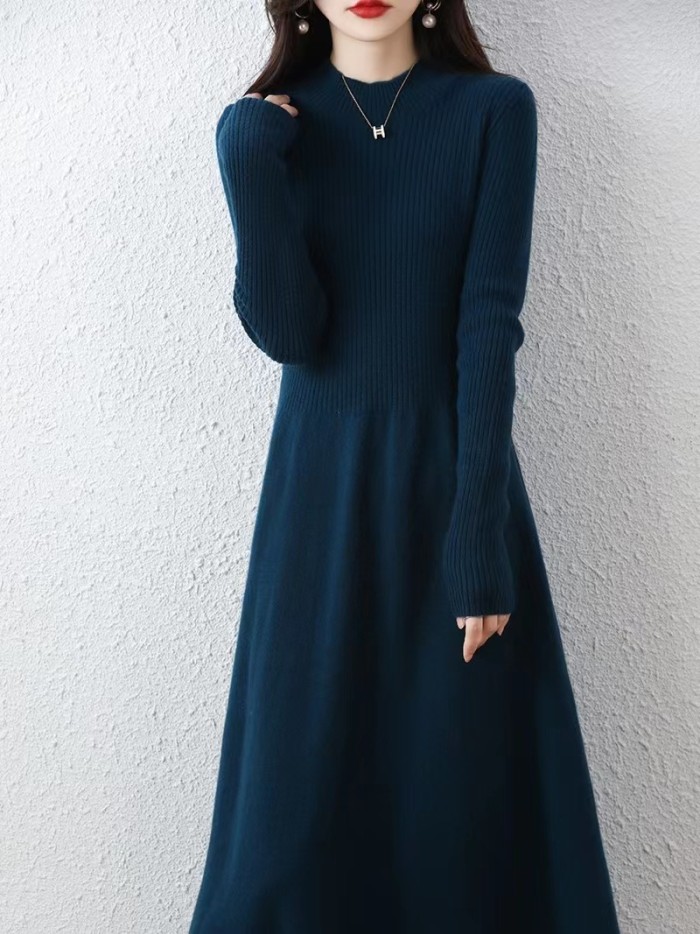 Elegant rib-knit midi turtleneck smart-knit dress
