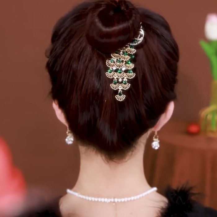 2-Style Peacock Design Bun Buckle - Dazzling Shiny Rhinestones, Elegant Hair Accessories for Women and Girls, Perfect Casual Party Decors and Gift Props for Memorable Photos
