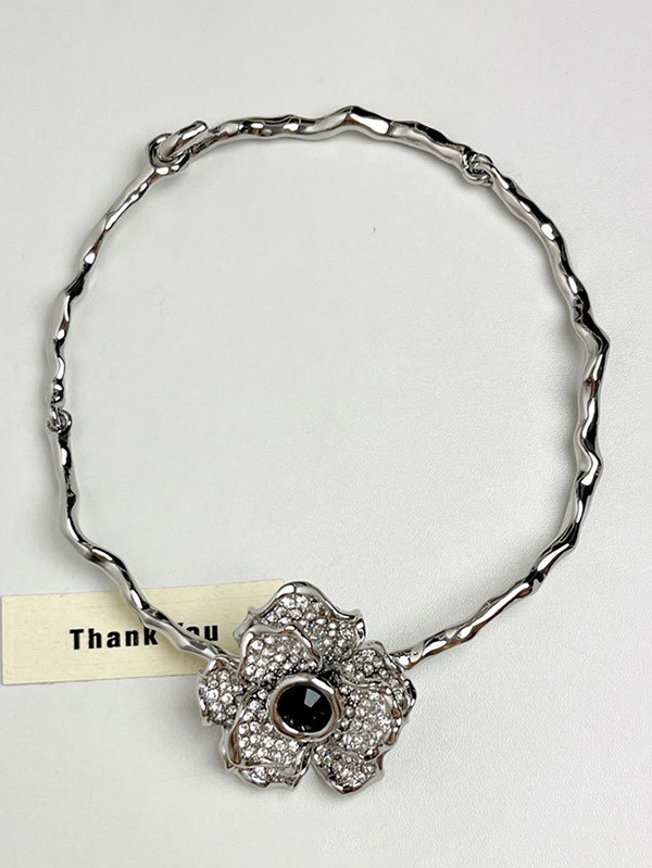 Flower Shape Geometric Rhine Stones Necklaces Accessories