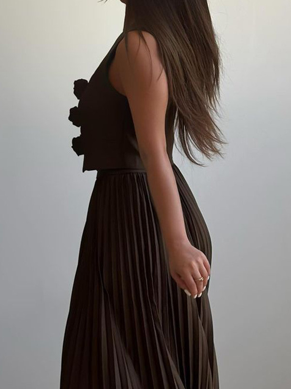 Stylish Sleeveless Vest & Pleated Two-Piece Set