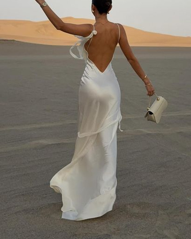 Flirtatious Print Backless Dress main image 0