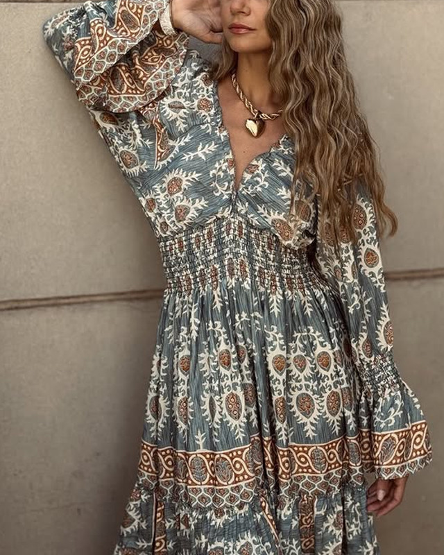Fashion Bohemian V-neck Printed Dress