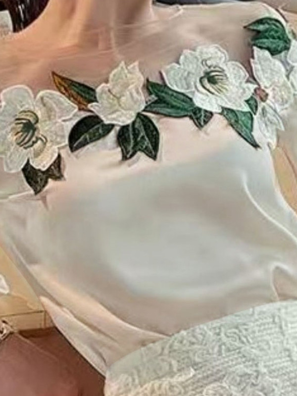 Loose Puff Sleeves Flower-Embellished Flower Shape See-Through Round-Neck Blouses&Shirts Tops