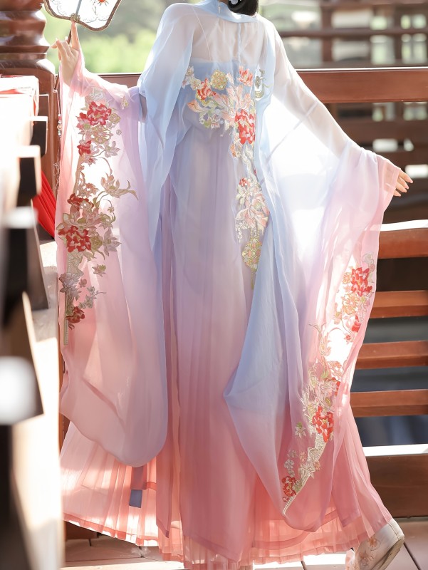 Traditional Chinese Hanfu Dress for Women, Polyester Floral Embroidered Tang-Style Long-Sleeve Cheongsam with Harem Skirt, Woven Fabric, with Belt for Spring\u002FFall