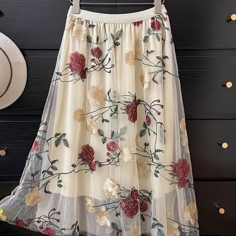 New Women'S A-Line Skirt with Large Floral Embroidery in a French Vintage Style.