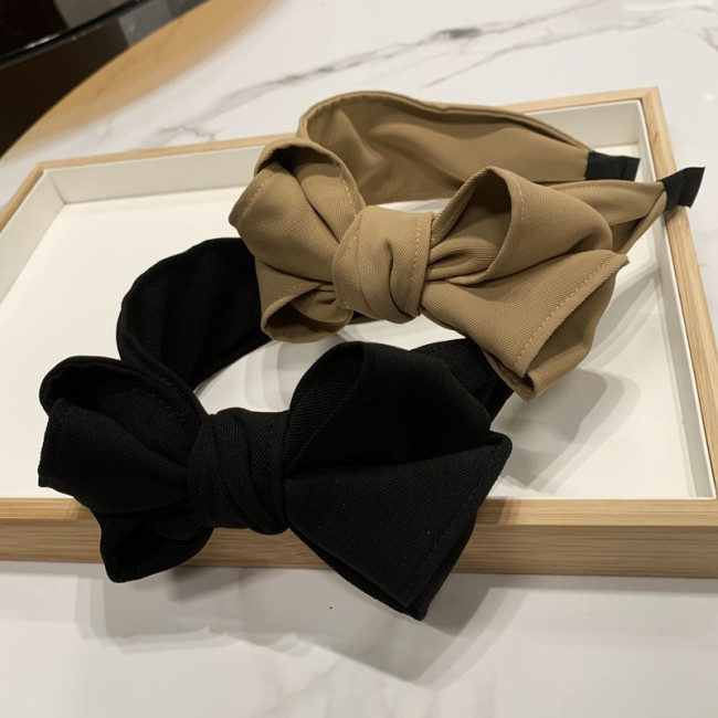 Elegant Polyester Bow Headband for Women - Minimalist Pleated Dress Up Hairband with Bow Detail, Single Piece Hair Accessory