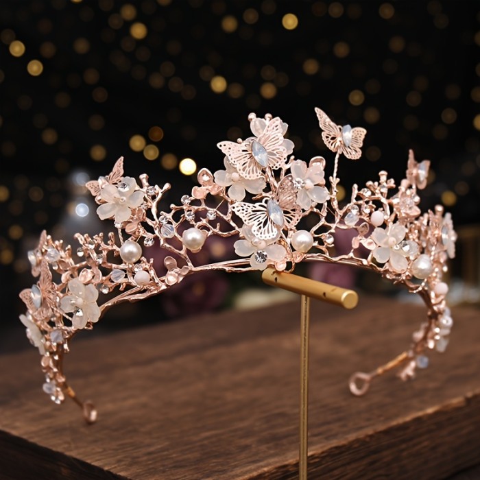 Elegant Handmade Butterfly Crystal Crown Headband – Ideal Valentine's Day Gift for Girlfriend, Bridal & Bridesmaid Tiara, Sweet Fairy Style Wedding Veil Accessory