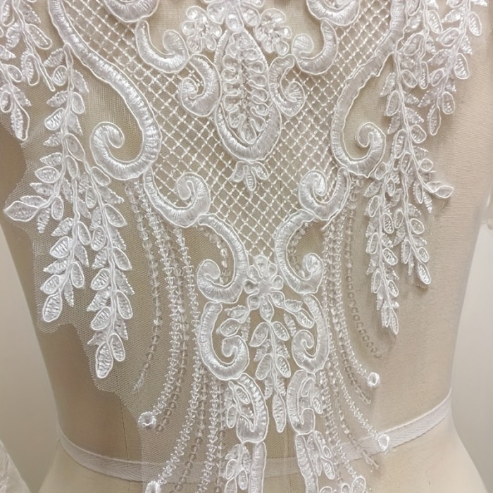 Ivory White Sequin Embroidered Lace Trim, 19.68\