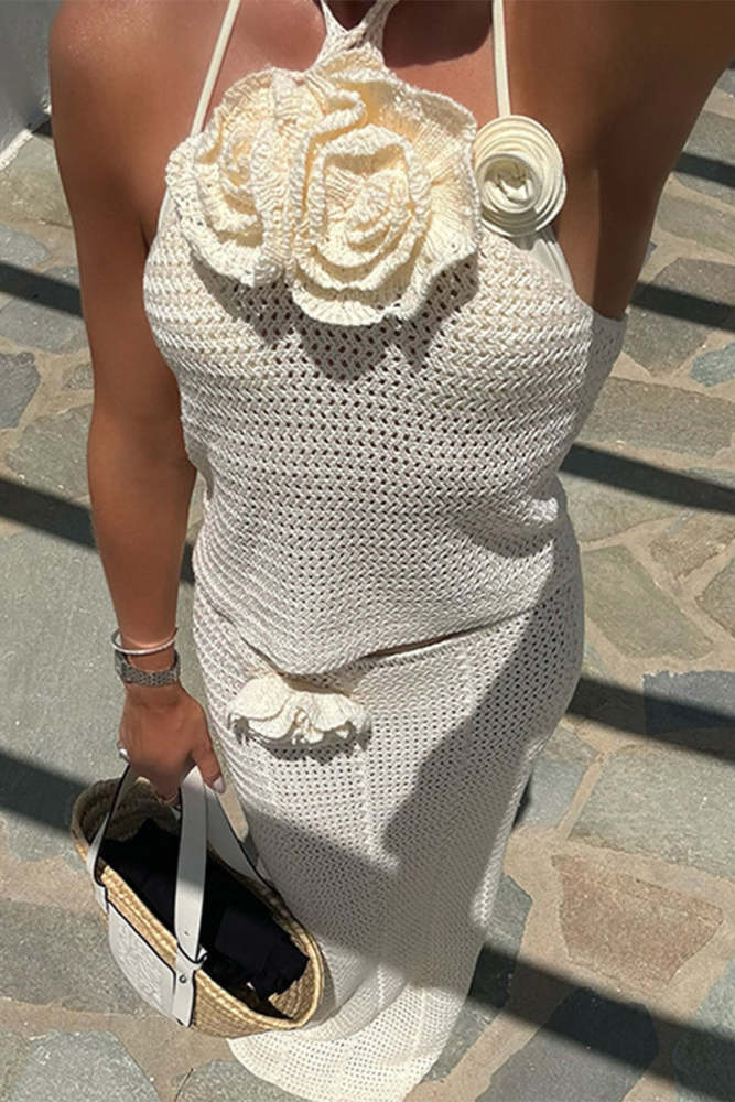 Sexy Lace Up Flower Shape Halter Sleeveless Two Pieces