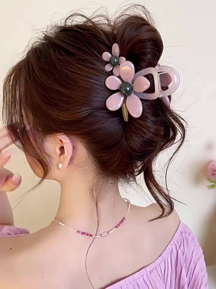 1pc Sweet Jelly-Colored Flower Hair Claw Clip - Stylish Plastic Floral Design for Everyday Updos, Green Leaves & Pink\u002FBrown Flowers, Perfect for Women & Girls, Flower Hair Accessories