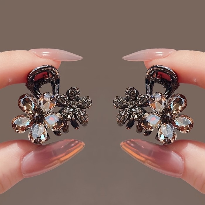 Small Crystal Hair Claw Elegant Crystal Flower Hair Claw - Small Alloy Shark Clip for Taming Flyaway Hair, Inlaid with Crystal Embellishments