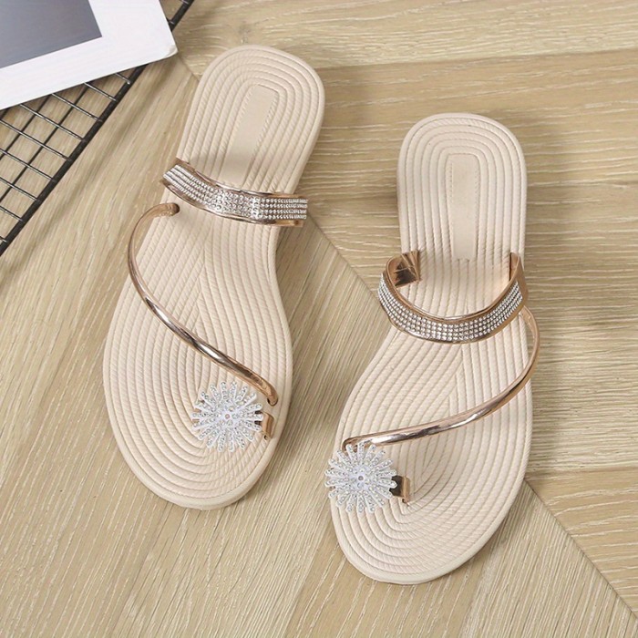 Women's Flower Rhinestone Flat Flip Flops - Fashion Open Toe Non Slip Toe Loop Slides Shoes - Casual Beach Slippers - For Women - Summer Beachwear - Perfect Gift for Vacation