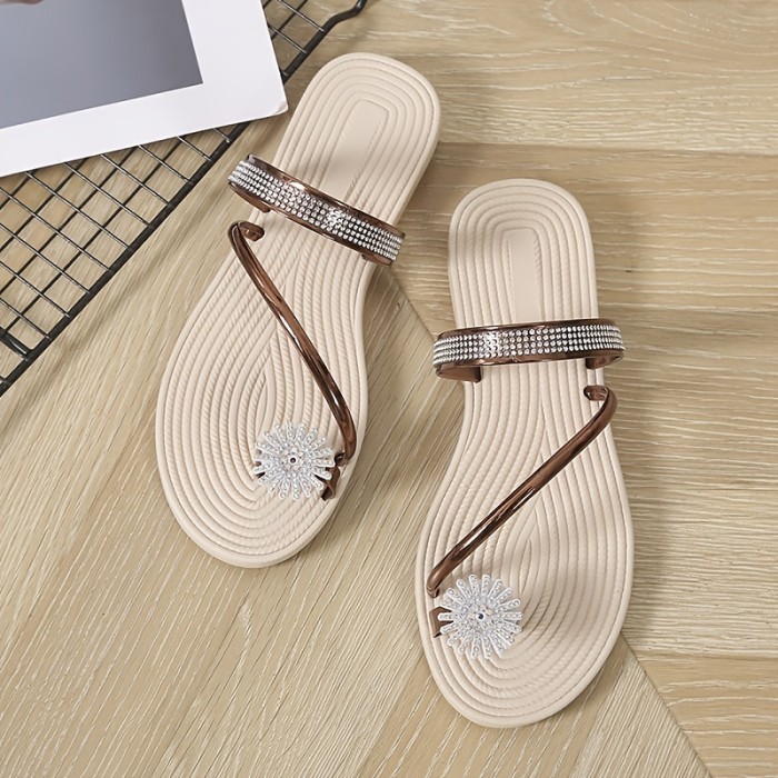 Women's Flower Rhinestone Flat Flip Flops - Fashion Open Toe Non Slip Toe Loop Slides Shoes - Casual Beach Slippers - For Women - Summer Beachwear - Perfect Gift for Vacation