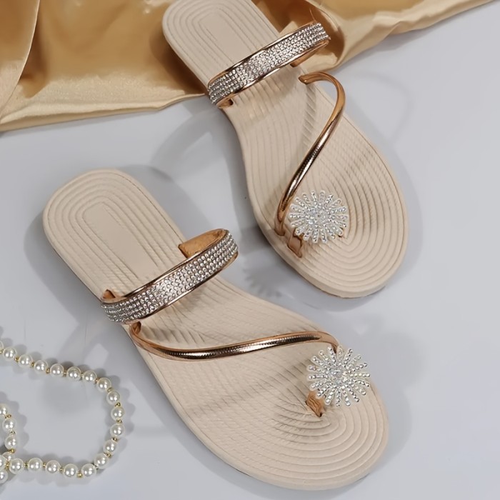Women's Flower Rhinestone Flat Flip Flops - Fashion Open Toe Non Slip Toe Loop Slides Shoes - Casual Beach Slippers - For Women - Summer Beachwear - Perfect Gift for Vacation