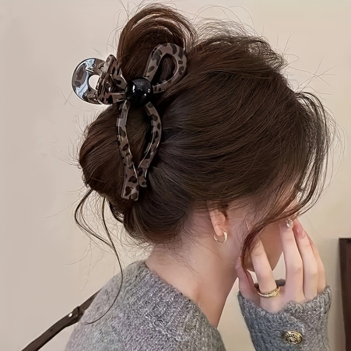 1pc Large Plastic Hair Grip - Leopard Print Hair Clip with Butterfly Bowknot, Vintage Elegant Style for Women, Retro Hair Accessory for Updos