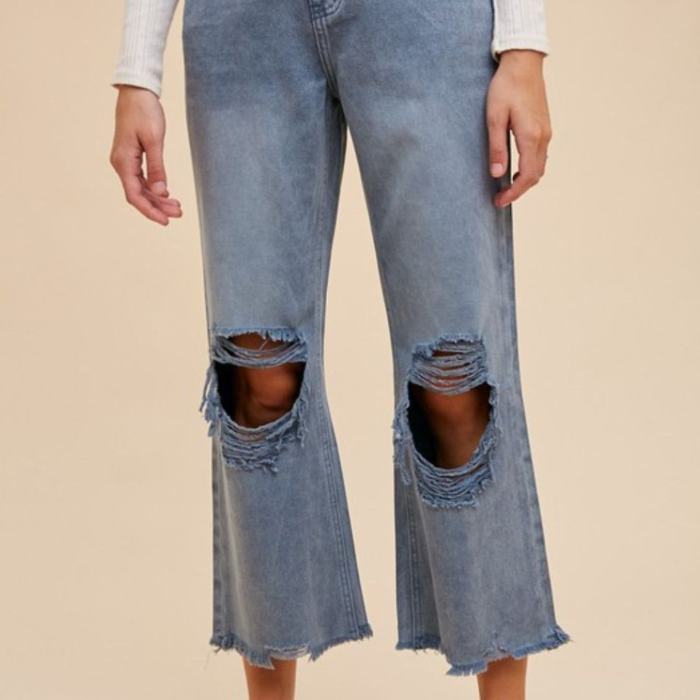 Womens Casual High Waisted Mom Jeans Chic Retro Straight Leg Classic Five Pocket Denim Pants Light Blue Washed Distressed Vintage Style Perfect for Daily Wear Spring Summer Fall Streetwear Fashion