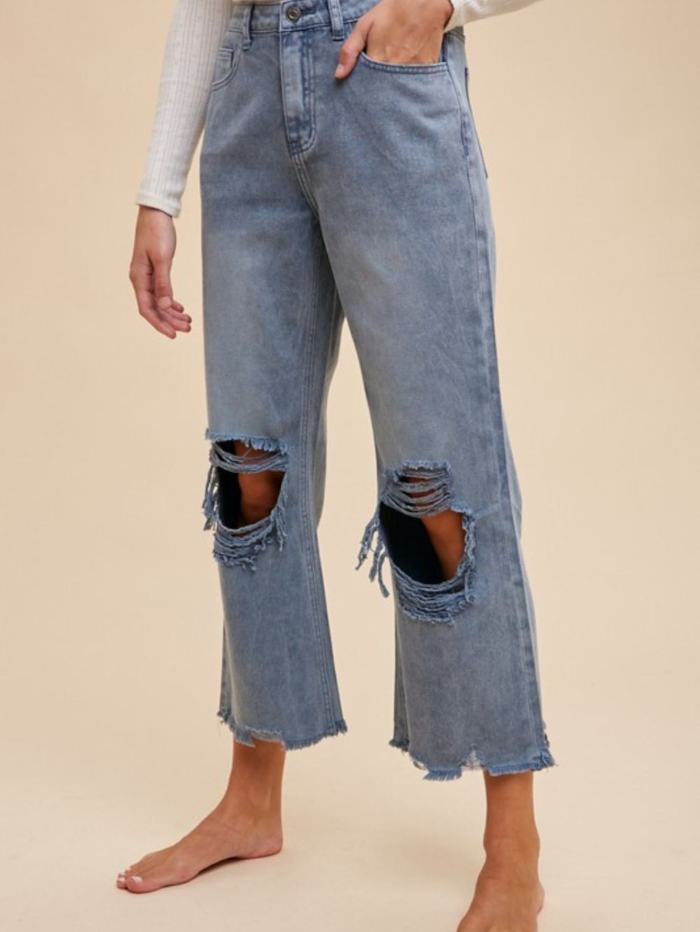 Womens Casual High Waisted Mom Jeans Chic Retro Straight Leg Classic Five Pocket Denim Pants Light Blue Washed Distressed Vintage Style Perfect for Daily Wear Spring Summer Fall Streetwear Fashion
