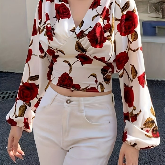 Women'S Fashionable Floral Print Blouse - Ruched V-Neck, Long Sleeves, White with Pink & Purple Roses, Perfect for Spring\u002FSummer\u002FFall, Casual Attire, Casual Attire|Floral Print Top|Ruched Detail