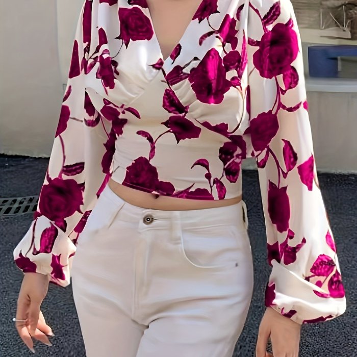 Women'S Fashionable Floral Print Blouse - Ruched V-Neck, Long Sleeves, White with Pink & Purple Roses, Perfect for Spring\u002FSummer\u002FFall, Casual Attire, Casual Attire|Floral Print Top|Ruched Detail