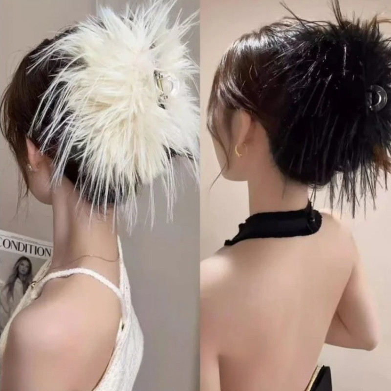 Winter Fashion Hair Accessory, Large Acrylic Fluffy Crab Hairpin for Women, Stylish Hair Clip for Girls