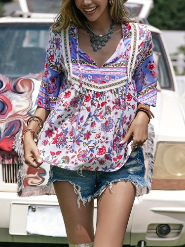Women's Summer Floral Print V-Neck Blouse - Lightweight Machine-Washable Shirt with Vibrant Digital Flower Design for Beach Vacations & Casual Outings