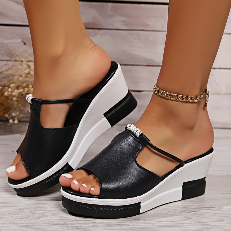 Slip-on Fashionable Women's Slippers with Diamonds