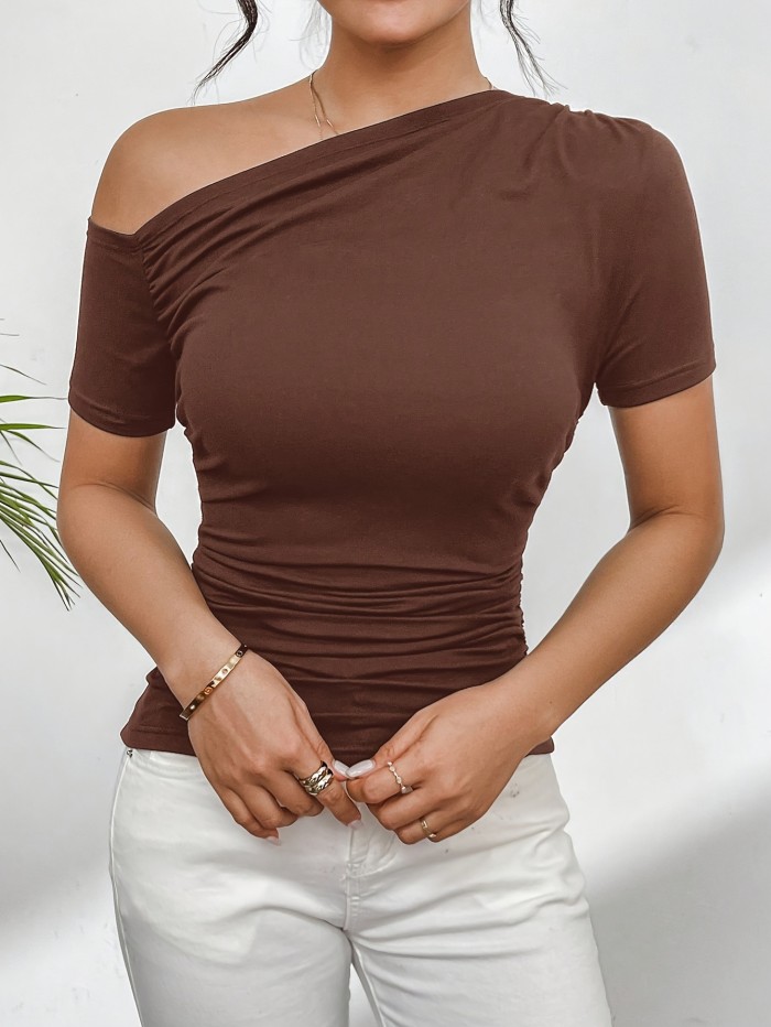 Women's Black Irregular Off-Shoulder Short-Sleeve Slimming Knitted T-Shirt for Summer