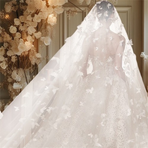 Elegant Butterfly Bridal Veil - Luxurious Long Tulle Wedding Accessory with 3D Butterfly Embellishments, Sheer White Veil for Brides, Perfect for Elegant Weddings and Special Occasions