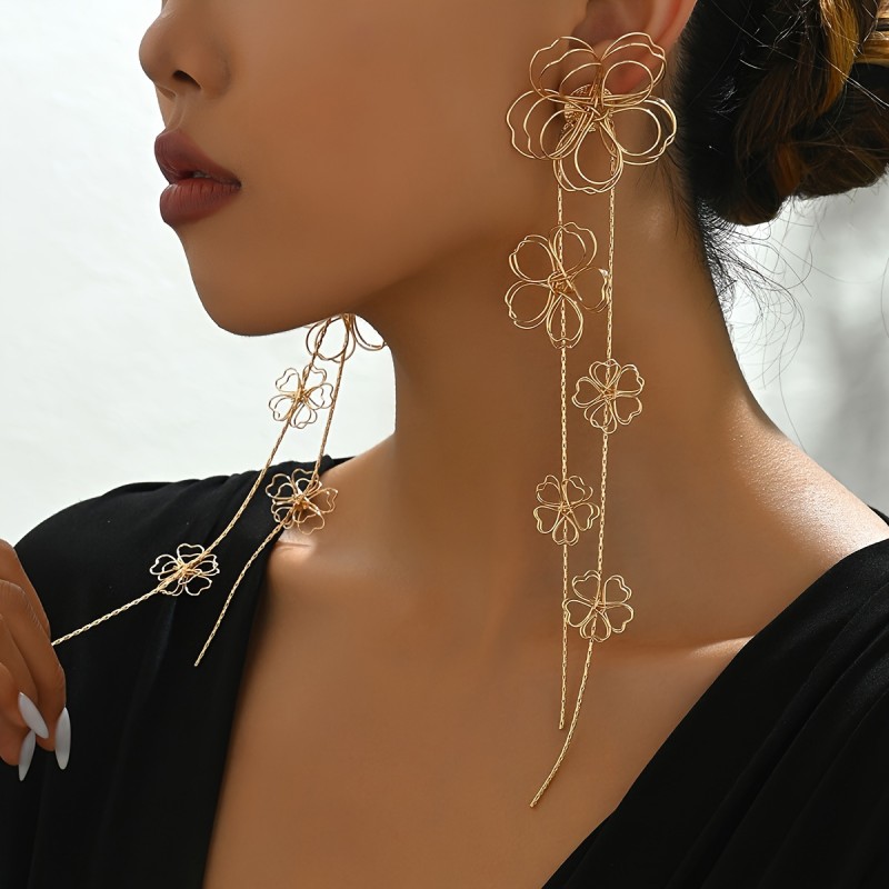 1 Pair LXALRY Elegant Bohemian Floral Tassel Drop Earrings for Women - Vintage Metal Hollow Flower Design, Long Dangle Style for Parties, Daily Wear & Special Occasions, Perfect Gift Idea, Novelty Earrings