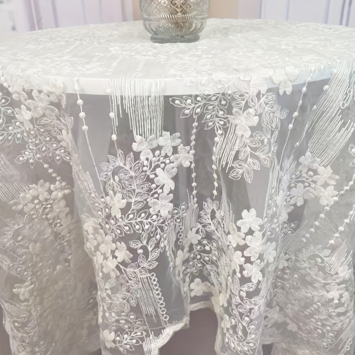 Elegant Lace Macrame Tablecloth - Vintage Embroidered Design, Shabby Chic Rectangular Cover for Weddings, Banquets, and Holiday Dinners, 52\