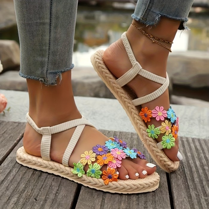 Women'S Colorful Floral Flat Sandals with Toe Loop - Non-Slip, Open Toe Slip-On Design, Casual Beach & Outdoor Shoes, Comfortable Sole, Woven Strap Detail, Strappy Sandals