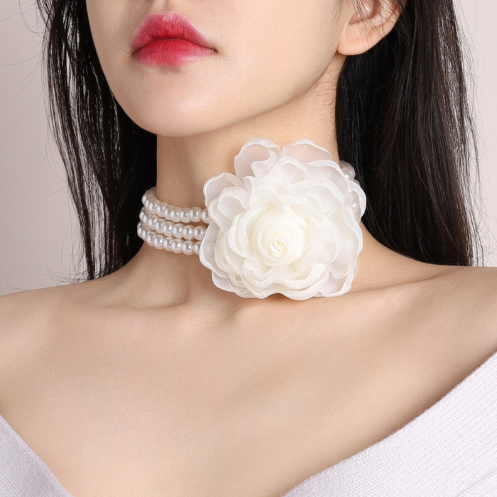 Rose Pearl Choker Three-dimensional Rose Pearl Choker | High-grade Exaggerated Flower Design Temperament Clavicle Necklace for Female