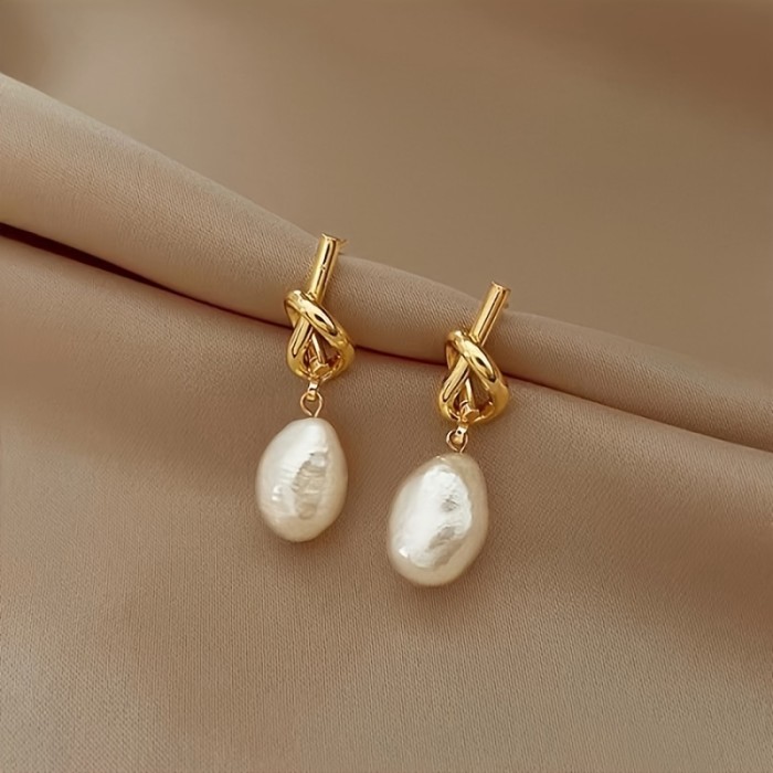 Elegant Retro Artificial Pearl Knot Earrings - 1 Pair, Minimalist Style, Fashionable Holiday Party Decoration