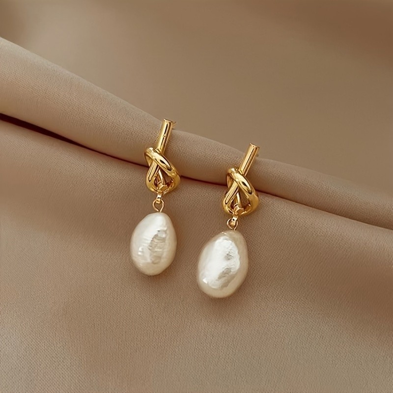 Elegant Retro Artificial Pearl Knot Earrings - 1 Pair, Minimalist Style, Fashionable Holiday Party Decoration