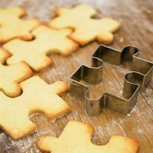 1pc Stainless Steel Jigsaw Puzzle Piece Cookie Cutter - 2.4x1.7\