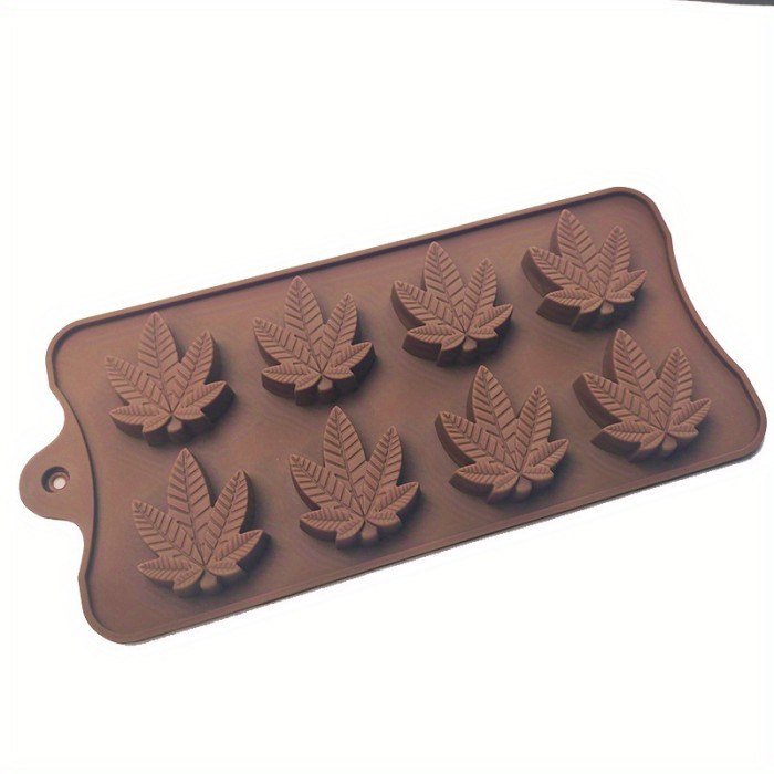 1\u002F2\u002F3pcs Baking Silicone Mold - Maple Leaf Chocolate Mold Trays, Food Grade, Ice Cream Mould, Baking Mold, Fondant Mold For Cake Decoration For Fondant Chocolate Candy - For Bakers & Cake Decorators - Perfect Gift for Baking Enthusiasts