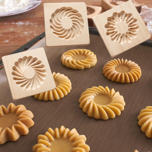 3D Embossing Mold for Festive DIY Baking Carved Wooden Cookie Mold Wooden Cookie Biscuit Mold Kitchen Stamp Cookie Cutter Embossing Craft Decorating Ideal for Cookies Cakes Chocolates and Sugar Crafts