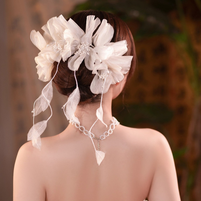 Elegant Handmade Floral Bridal Headpiece for Women Chic Updo Hair Accessory with White Flowers