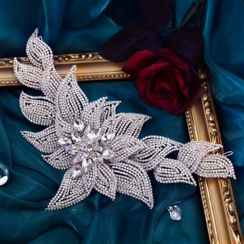 Exquisite Bridal Hair Band - Wedding Dresses Matching Accessories, Luxury Alloy Rhinestones Decoration, Handmade Fashionable Upscale Hairwear for Brides